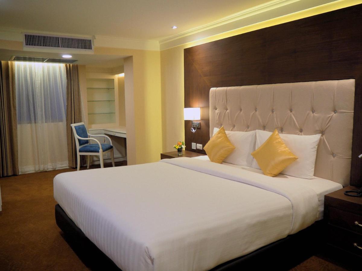 Kingston Suites Bangkok Ngoại thất bức ảnh