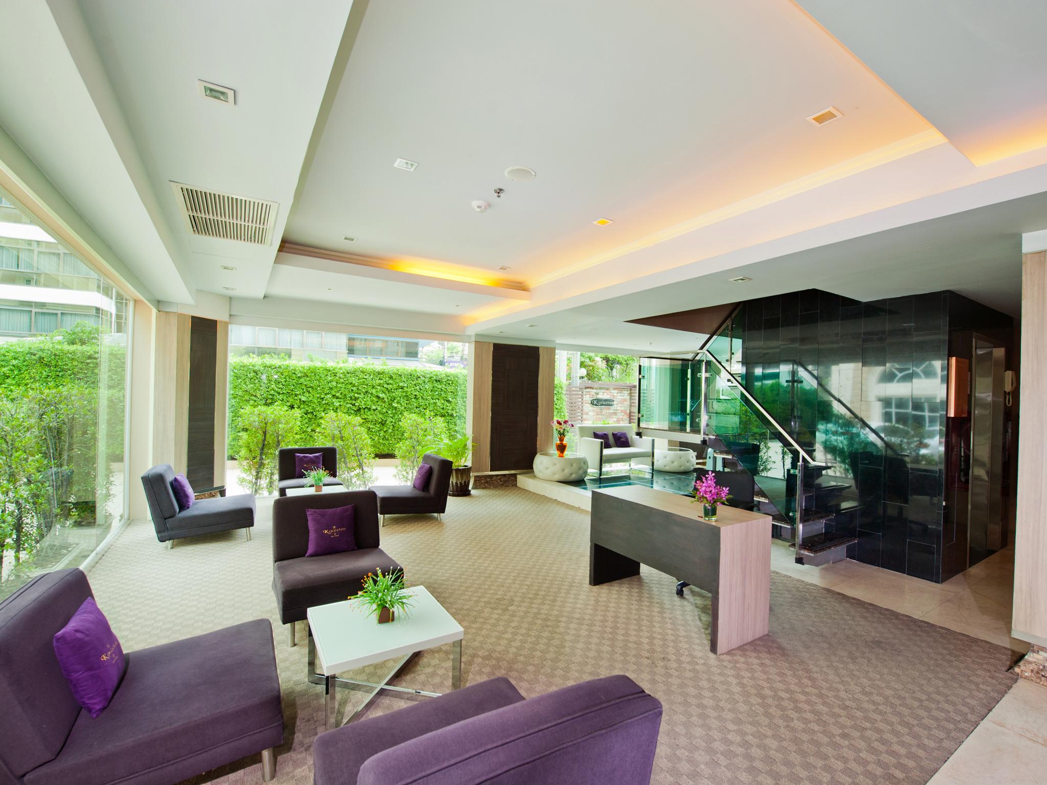 Kingston Suites Bangkok Ngoại thất bức ảnh