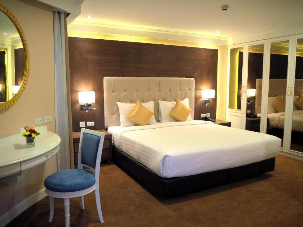 Kingston Suites Bangkok Ngoại thất bức ảnh